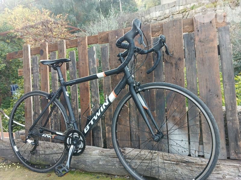 b twin road bike 1