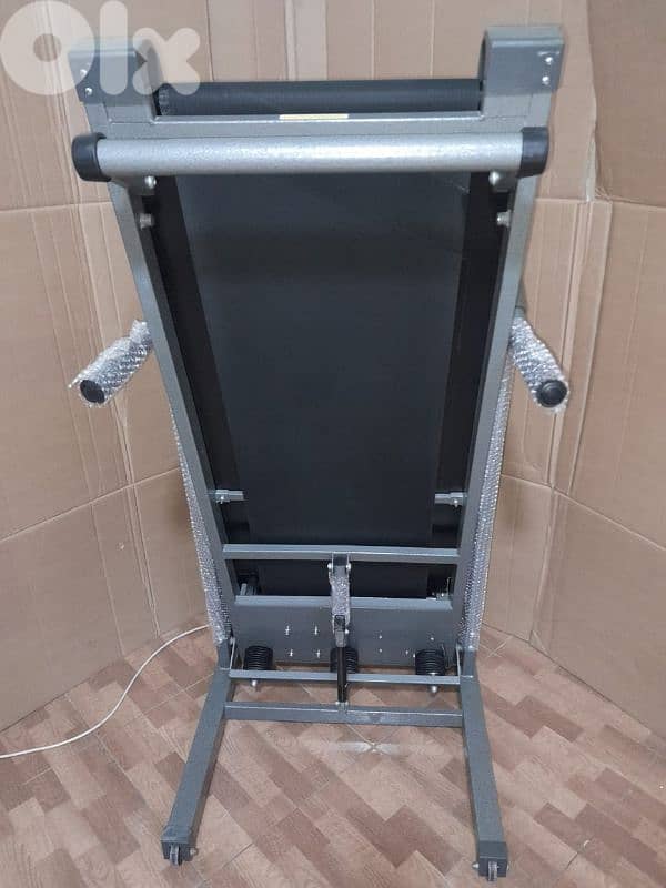 very good condition Treadmill sports 4