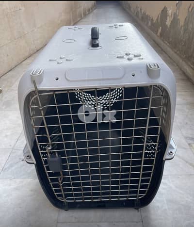 Dog crate