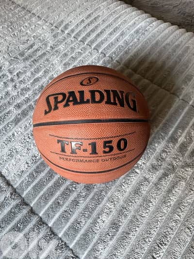 SPALDING ball