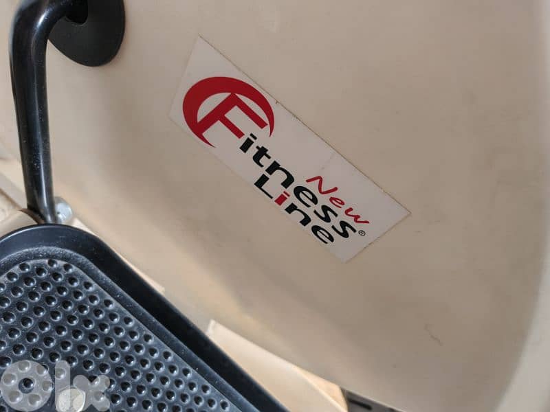 Cardio Machine - Elliptical (Bike) 3