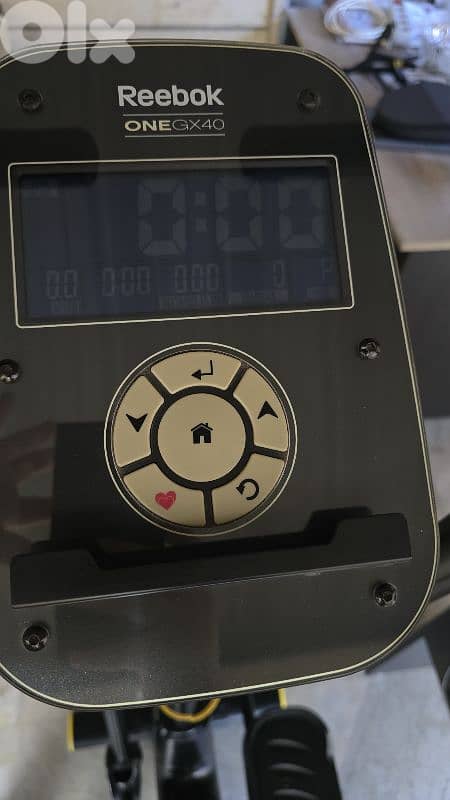 Reebok Elliptical like new 350$ negotiable 5