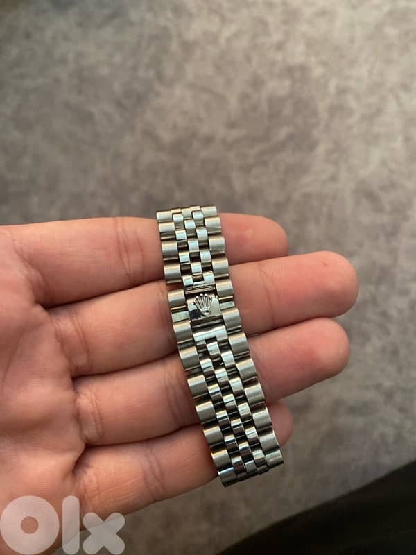 rolex oyster. perpetual date green dial premium copy swiss 1