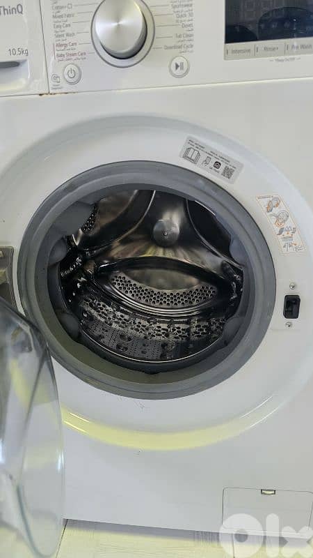 LG washing machine 300$ - 10.5kg touch screen 1