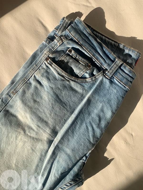 بنطلون ازرق فاتح  33، مستعمل بحالة جيدة 1