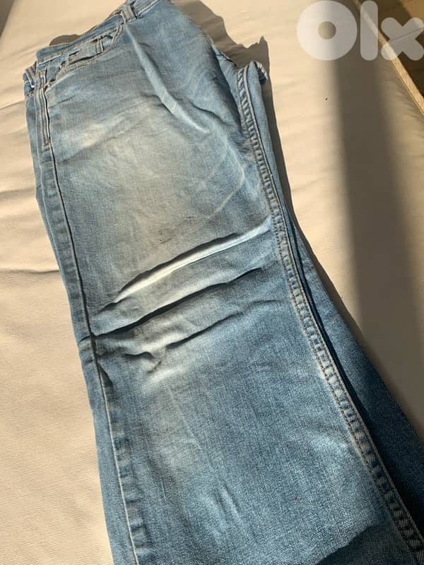 بنطلون ازرق فاتح  33، مستعمل بحالة جيدة 3