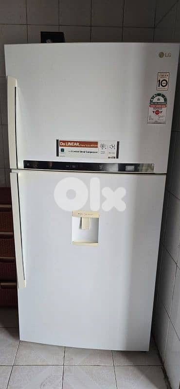 LG Refrigerator Inverter 600$