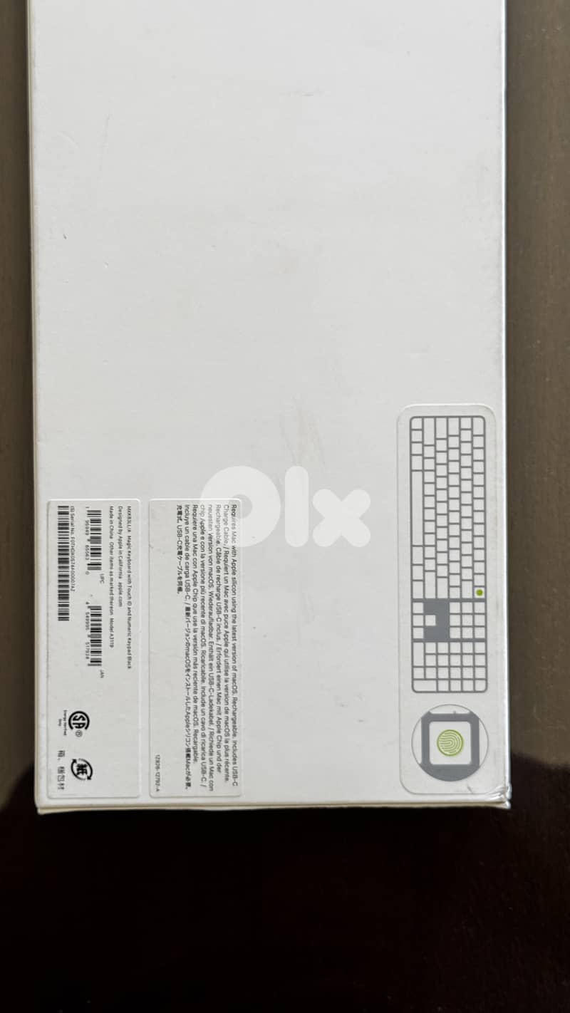 Apple Magic Keyboard with Touch ID (Space Black) 1