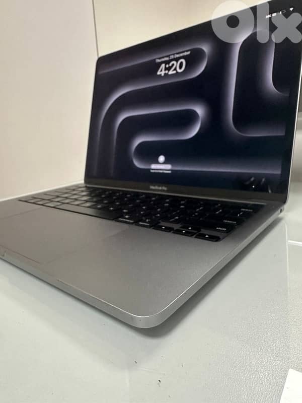 Apple Macbook for sale 1