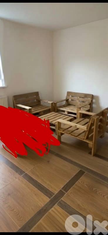 3 wooden pallets صوفا خشب