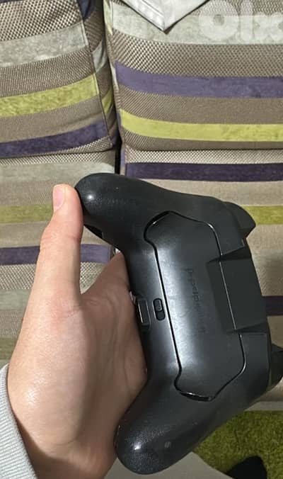 Nintendo switch OLED with 4 joycons and 1 pro controller