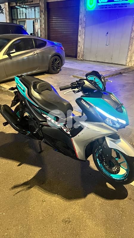 Yamaha aerox 2023 4