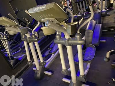 2 elliptical life fitness