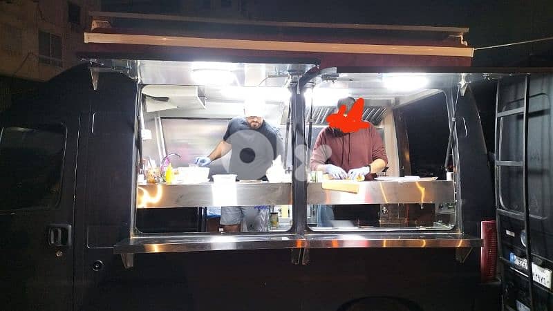 Fully Equipped Food Truck 1