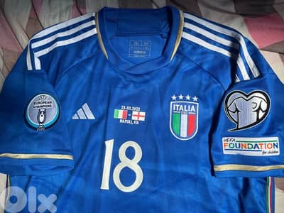 italia 2022 barella adidas kit , winner badge European champions 2020