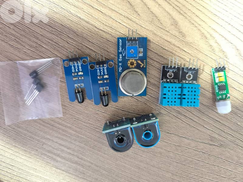 قطع الكمبيوتر 9