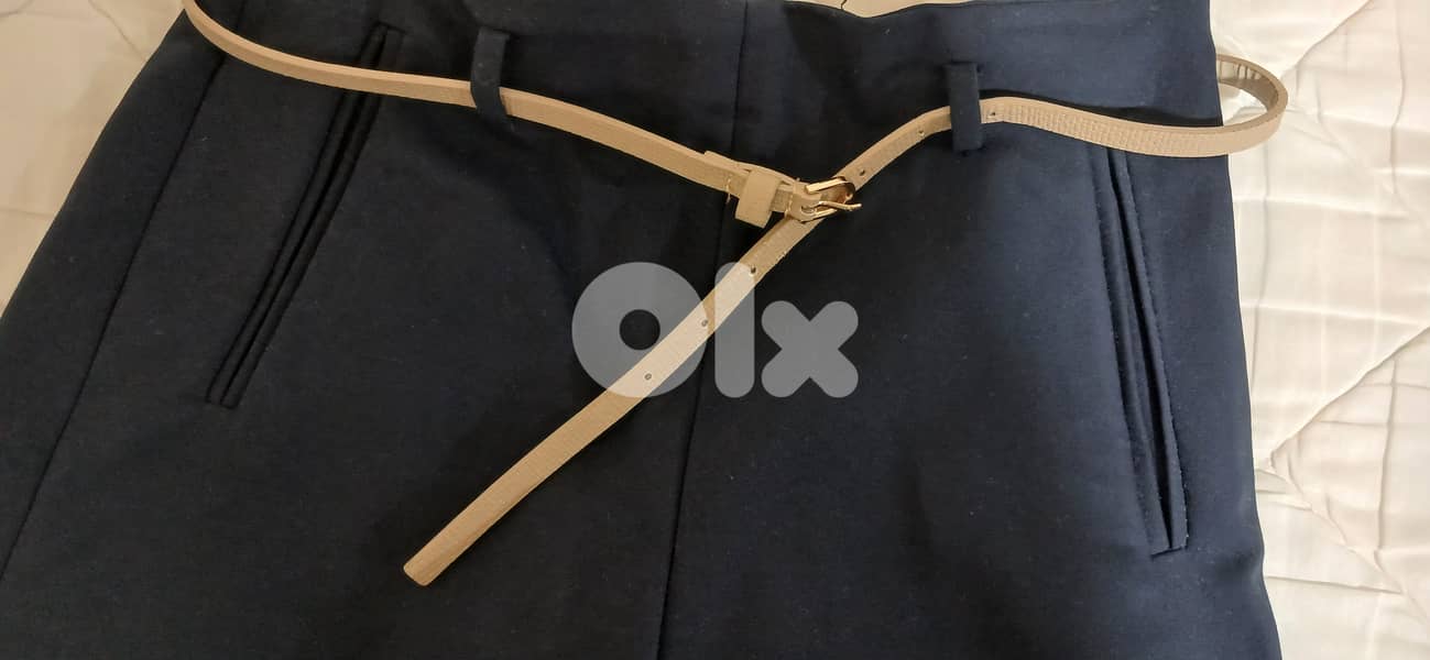 New Woman Navy Short with Belt (Made in Spain) 2