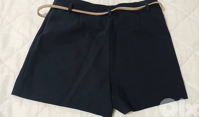 New Woman Navy Short with Belt (Made in Spain) 5