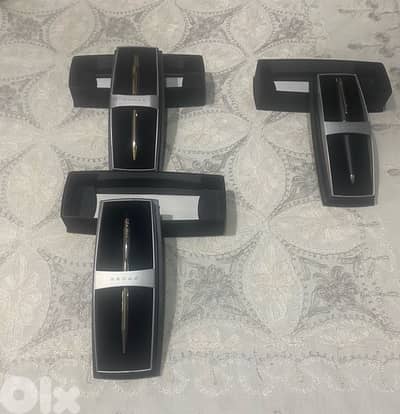 Cross pen never used