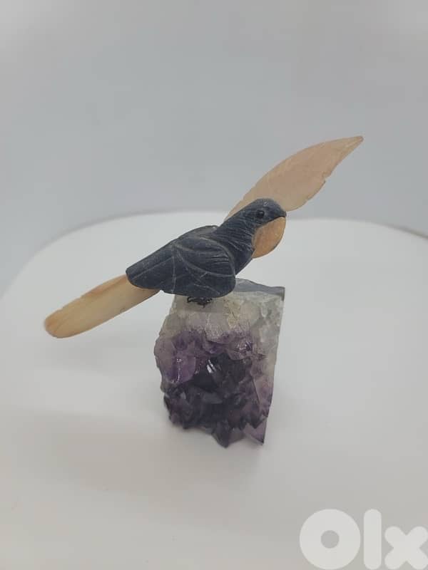 Onyx and Quartz Birds | عصافير اونيكس وكوارتز 1