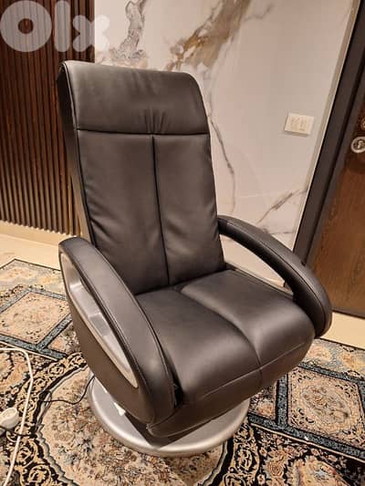 recliner massage chair leather original brand by beurer Germany
