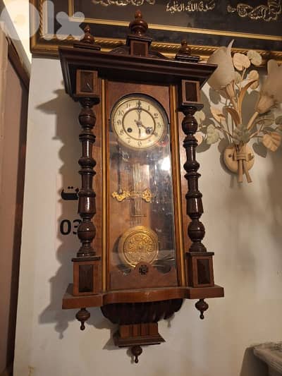 ساعة حائط المانية انتيك خارقة النظافة شغالة ممتازة جدا