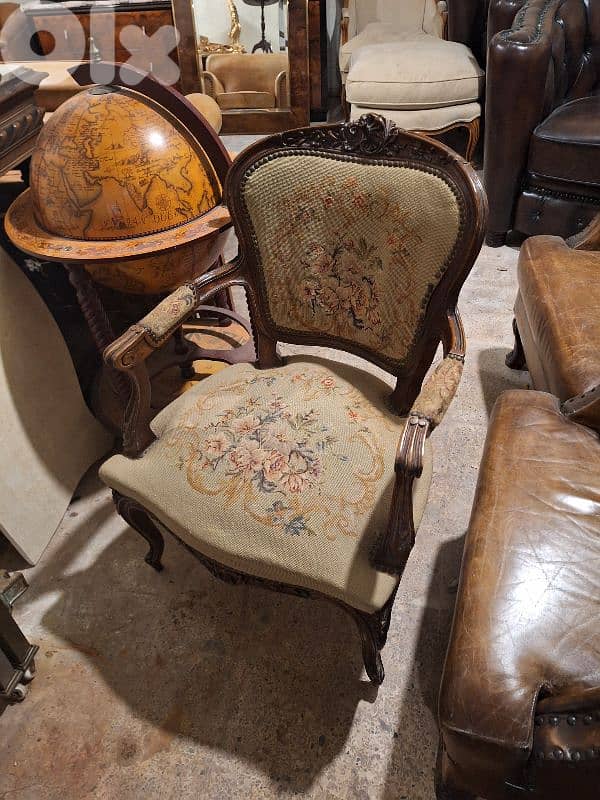 طقم صالون لويساز فرنسي قماش اوبيسون حياكة يد رائع جدا 3