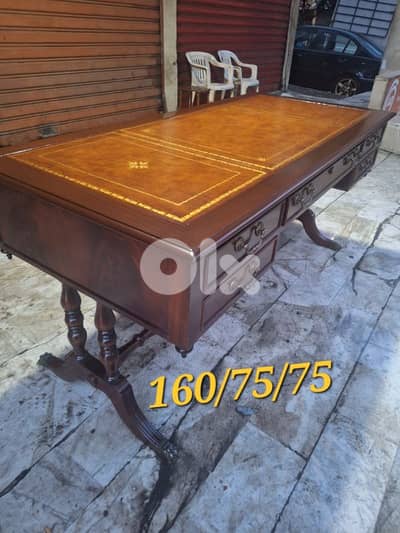 مكتب ريجنسي انجليزي قديم وجه جلد طبيعي خشب جوز خارق النظافة مميز