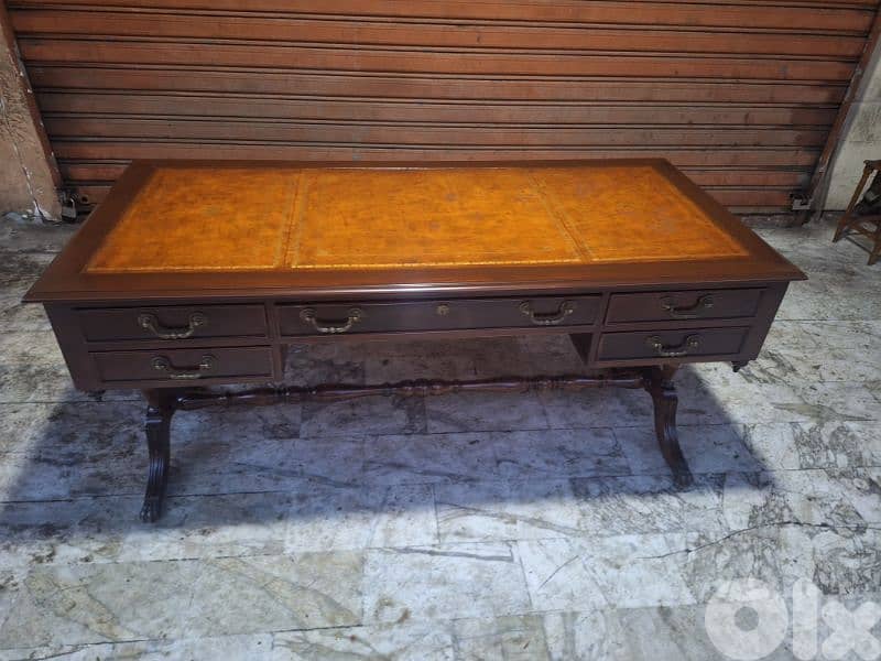 مكتب ريجنسي انجليزي قديم وجه جلد طبيعي خشب جوز خارق النظافة مميز 2