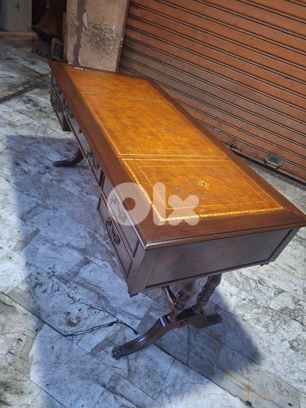 مكتب ريجنسي انجليزي قديم وجه جلد طبيعي خشب جوز خارق النظافة مميز 4