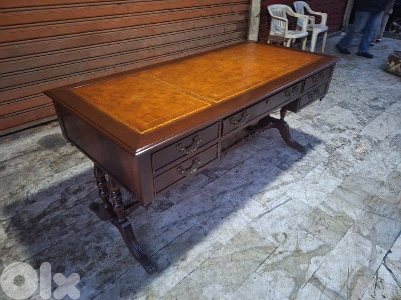 مكتب ريجنسي انجليزي قديم وجه جلد طبيعي خشب جوز خارق النظافة مميز 5