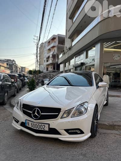Mercedes-Benz E-Class 2011