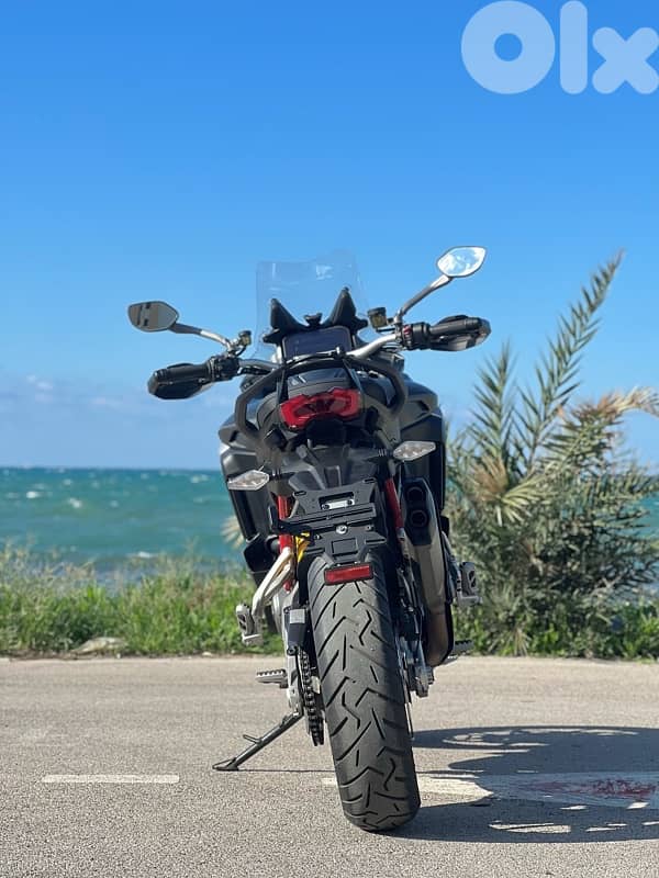 Multistrada V4S 5