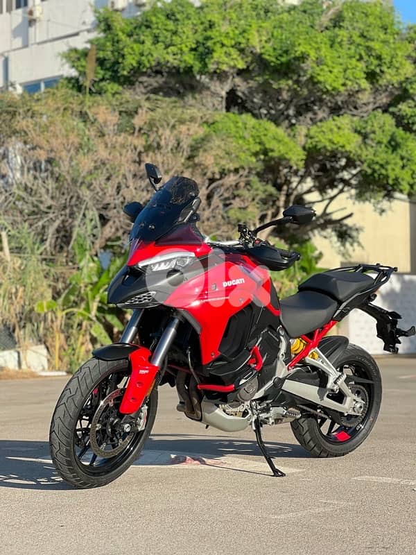Multistrada V4s 1