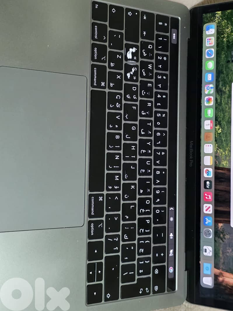 13 inch MacBook pro touch bar 2019 1