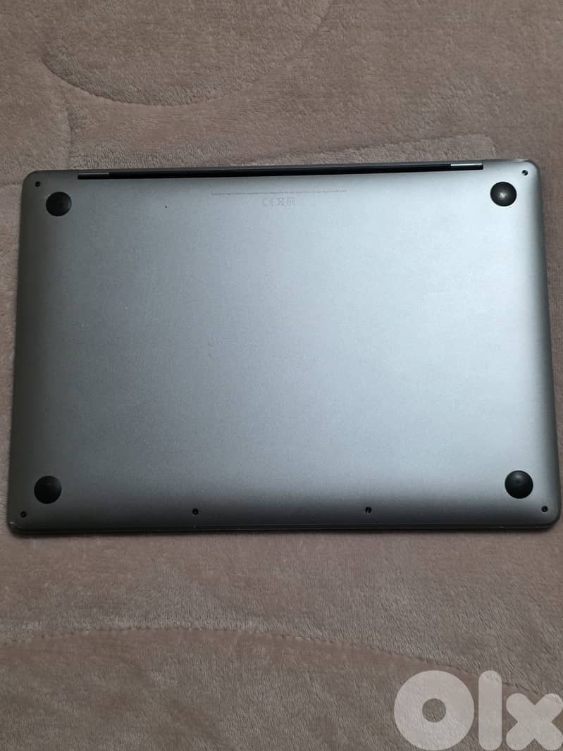 13 inch MacBook pro touch bar 2019 6