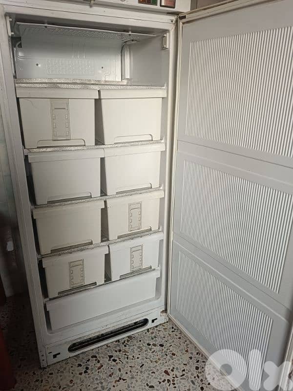 فريزر concord 1