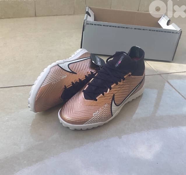 Grab it Now! Amazing Quality Football shoes Nike Vapor 15 TF 1