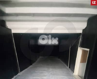 520 sqm warehouse in Beirut Caracas REF#IZ130730