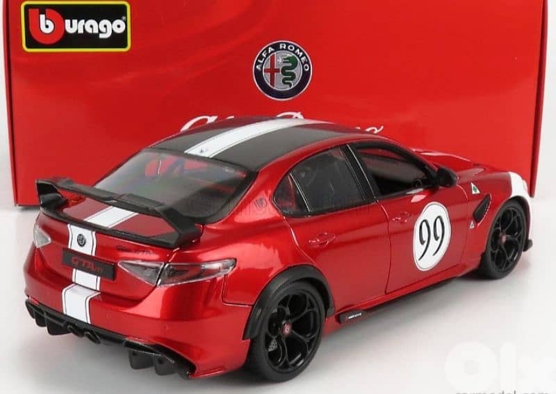 Alfa Romeo Giulia GT-AM 2020 diecast car model 1;18 4