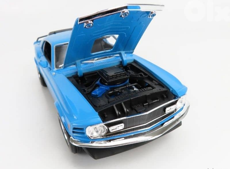 Ford Mustang Mach 1 (1970) diecast car model 1;18 7
