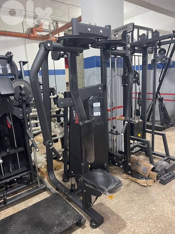 Pec/fly machine new 2