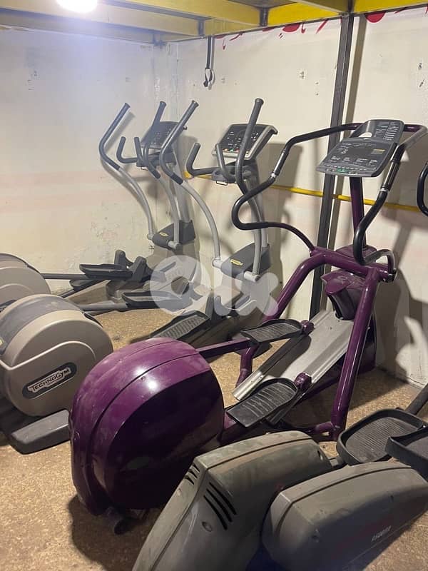 All kind of elliptical used and new american and Chinese brand 4