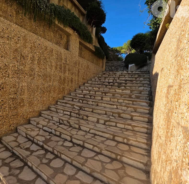 شاليه مفروش للايجار في طبرجاSuper deluxe Chalet for rent in Tabarja 14