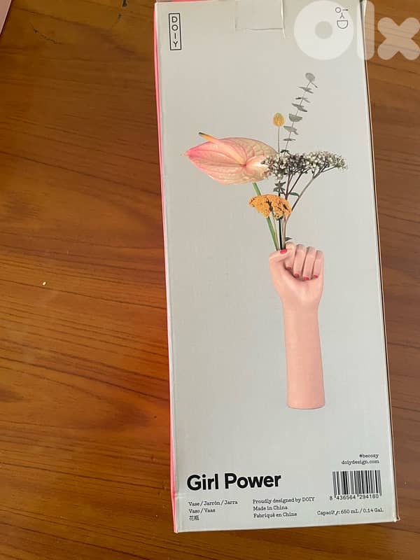 Vase for flowers Girl Power branded new from Barcelona 1