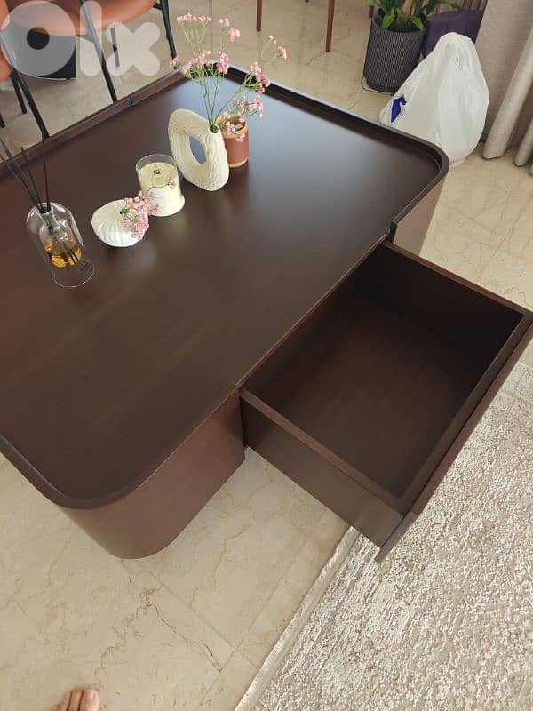 Wooden Coffee Table 1