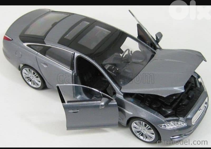Jaguar XJ  2010 diecast car model 1;24 3