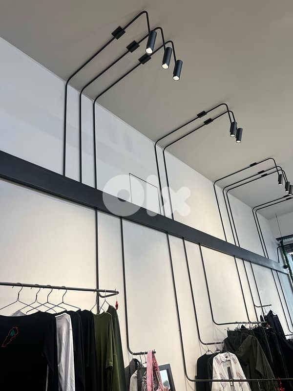 Store Fixtures and Mannequins 6