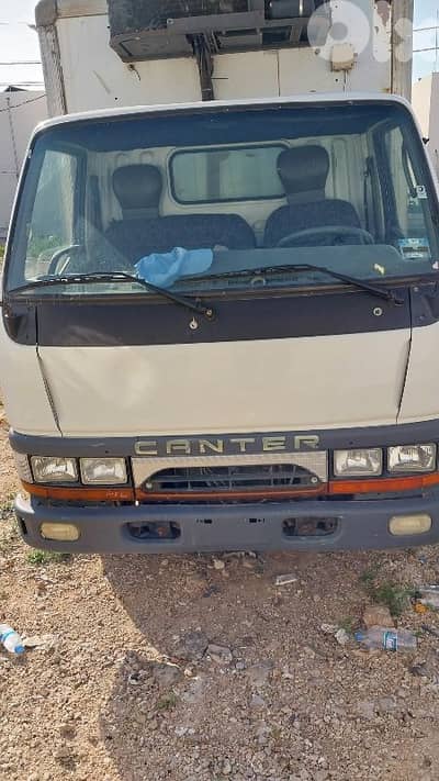 MITSUBISHI CANTER