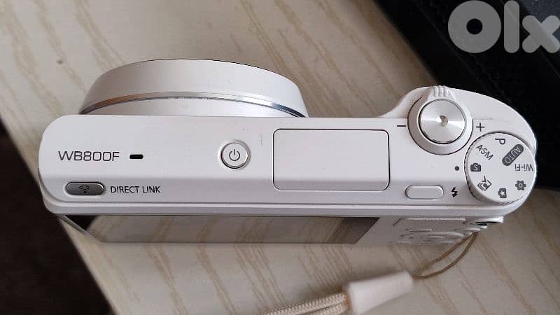 Samsung WB800F digital camera 3